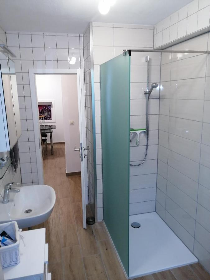Schoneck Ebenerdige Ferienwohnung Mit Grosser Terrasse In Der Naehe Des Waldes, Zum Wohlfuehlen מראה חיצוני תמונה